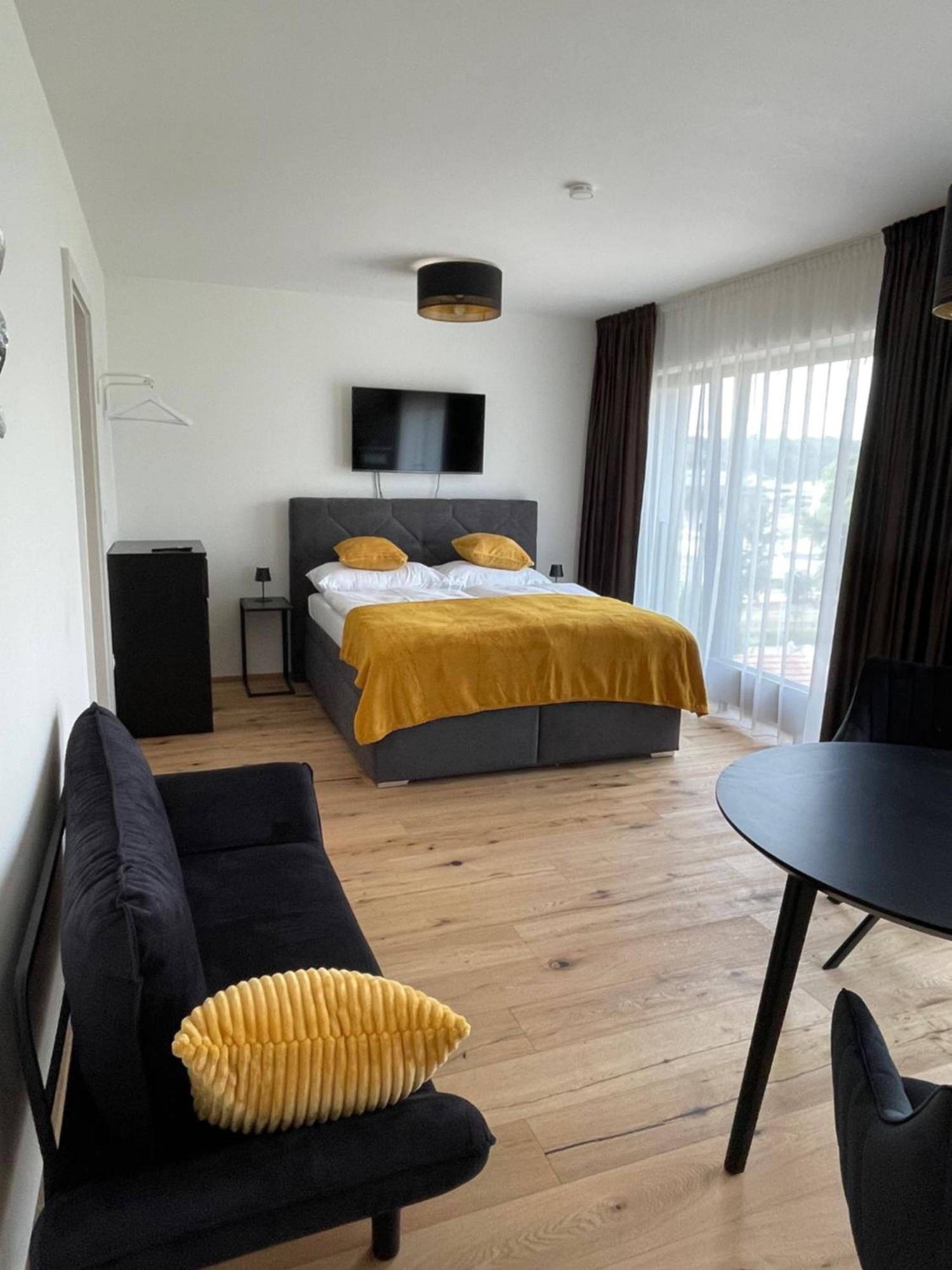 H52 Apartments Brno Exterior photo